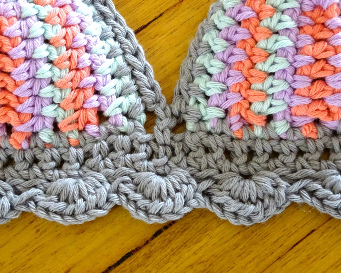 Crochet Bikini Pattern Download | Crocheted Festival Bra Halter Neck Crop Top PDF Pattern | Boho Bohemian Beach Style Clothing Top 0125